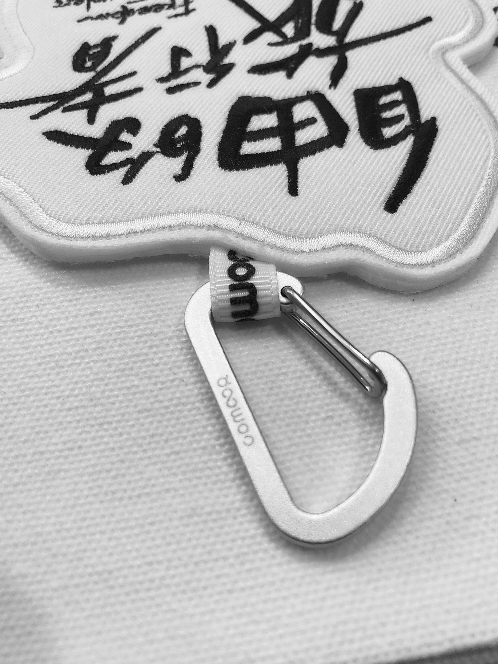 cctogo X comoor X GTV八大電視 聯名款《自由的旅行者》刺繡吊牌
